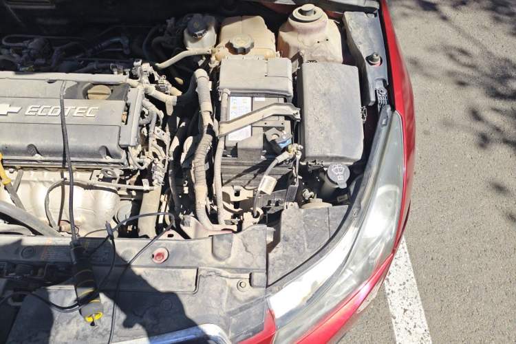 Used Chevrolet Cruze 2012 1.6L SE Automatic Engine Bay Left