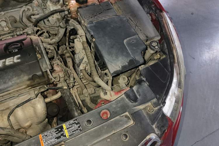 Used Chevrolet Cruze 2012 1.6L SE Automatic Engine Bay Left