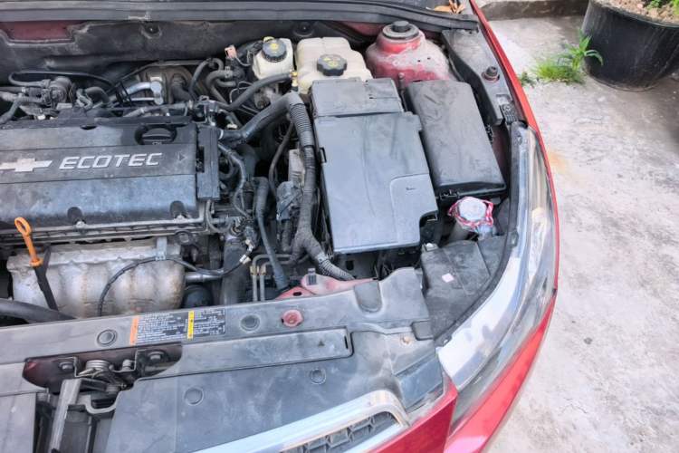 Used Chevrolet Cruze 2012 1.6L SE Automatic Engine Bay Left