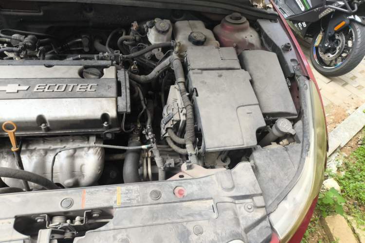 Used Chevrolet Cruze 2012 1.6L SL Grand Edition Automatic Engine Bay Left
