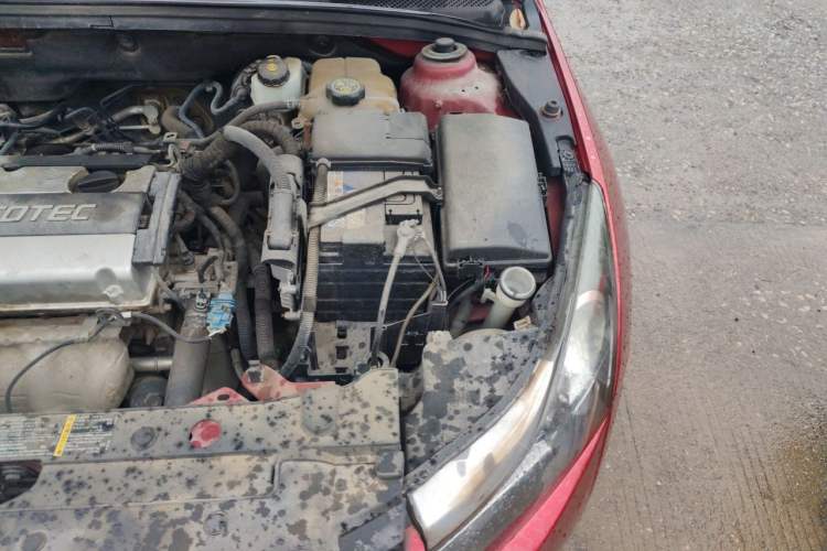 Used Chevrolet Cruze 2012 1.6L SL Grand Edition Manual Transmission Engine Bay Left