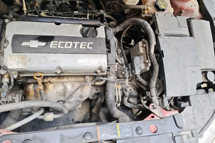 Used Chevrolet Cruze 2012 1.8L SE AT Engine Bay Left