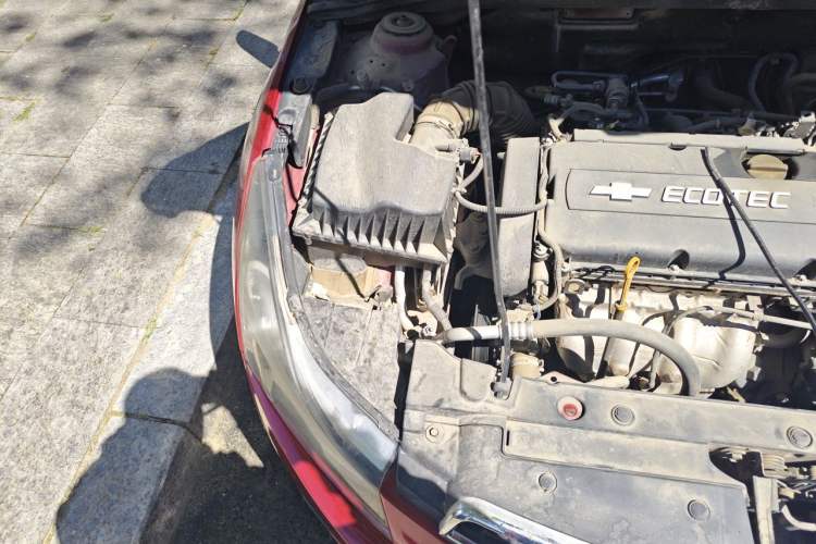 Used Chevrolet Cruze 2012 1.6L SE Automatic Engine Bay Right