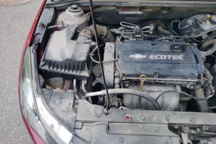 Used Chevrolet Cruze 2012 1.6L SE MT Engine Bay Right