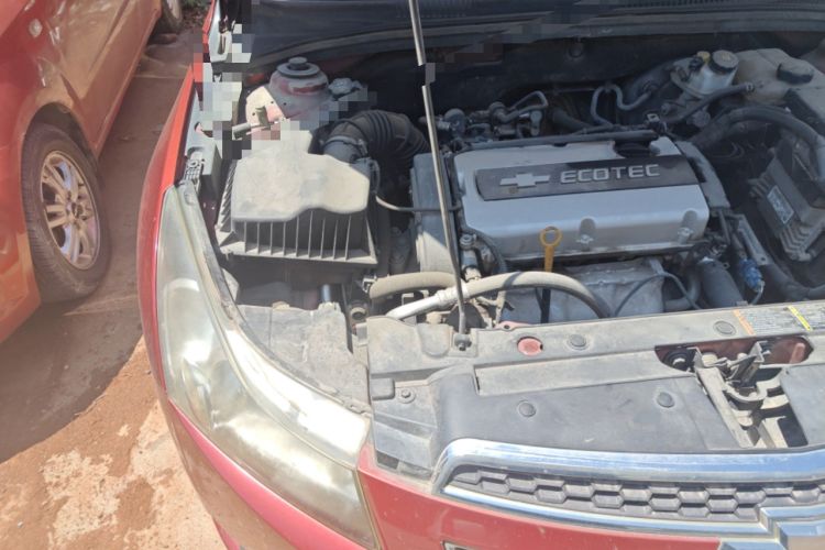 Used Chevrolet Cruze 2012 1.6L SE MT Engine Bay Right