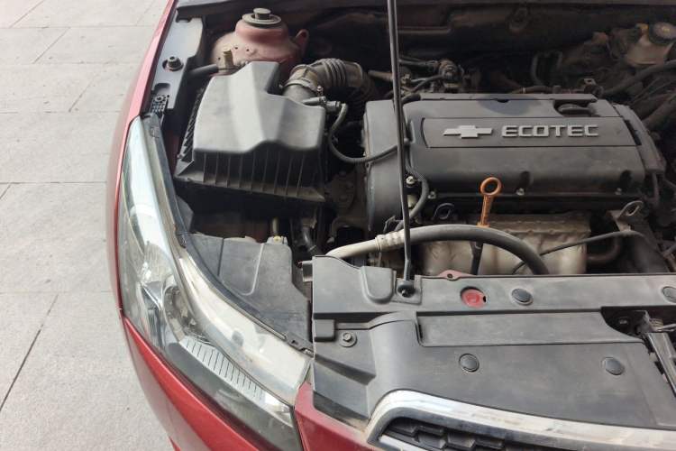 Used Chevrolet Cruze 2012 1.6L SE Automatic Engine Bay Right