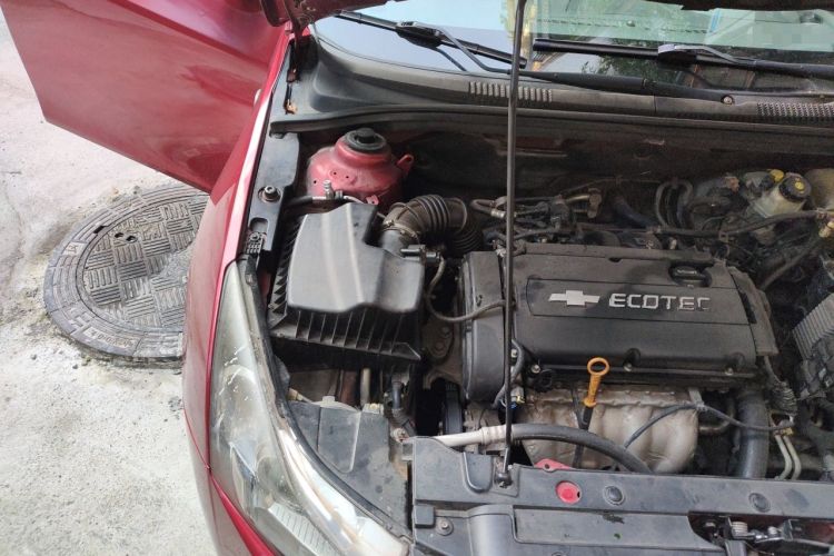 Used Chevrolet Cruze 2012 1.6L SE Automatic Engine Bay Right
