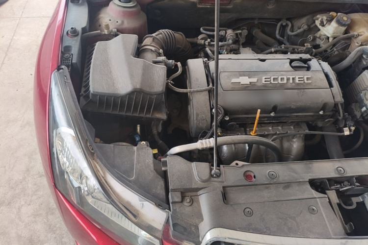 Used Chevrolet Cruze 2012 1.6L SL Grand Edition Manual Transmission Engine Bay Right