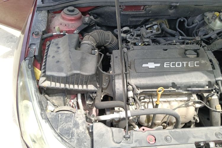 Used Chevrolet Cruze 2012 1.6L SL MT Engine Bay Right