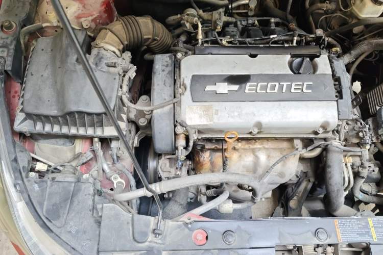 Used Chevrolet Cruze 2012 1.8L SE AT Engine Bay Right