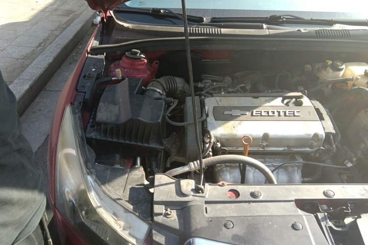 Used Chevrolet Cruze 2012 1.6L SE Automatic Engine Bay Right