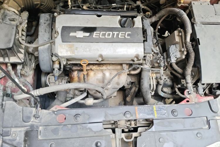 Used Chevrolet Cruze 2012 1.8L SE AT Engine Bay