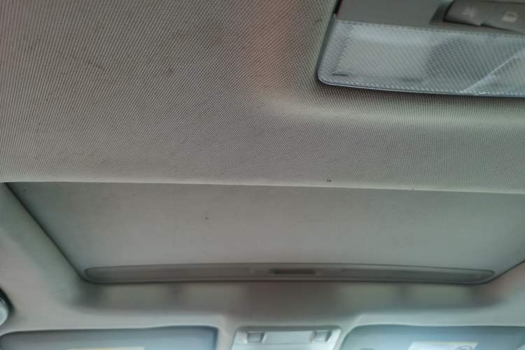 Used Chevrolet Cruze 2012 1.6L SE MT Headliner
