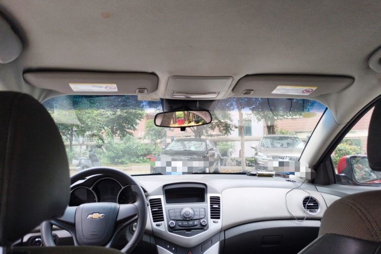 Used Chevrolet Cruze 2012 1.6L SL MT Headliner