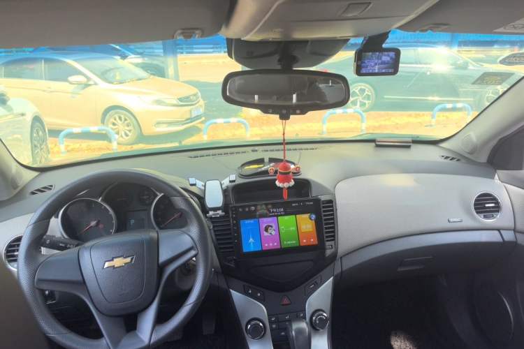 Used Chevrolet Cruze 2012 1.8L SE AT Headliner