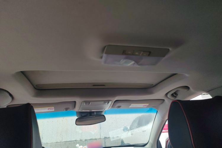 Used Chevrolet Cruze 2012 1.6L SL Grand Edition Manual Transmission Headliner
