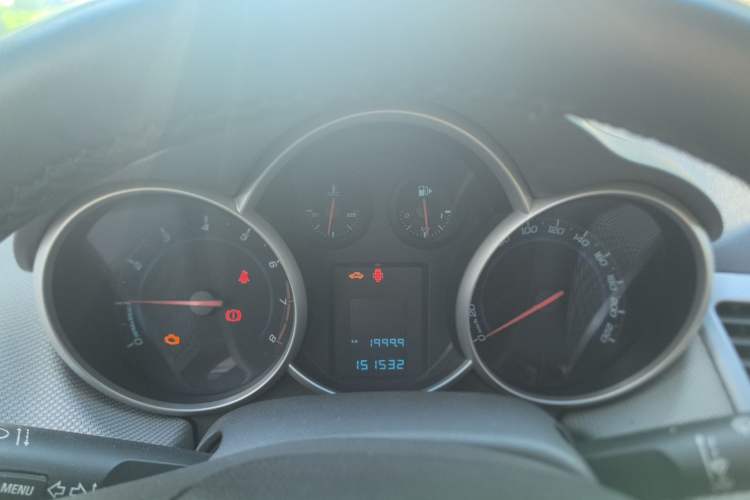 Used Chevrolet Cruze 2012 1.6L SE MT Instrument Cluster