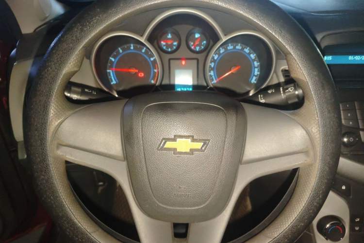Used Chevrolet Cruze 2012 1.6L SL MT Instrument Cluster