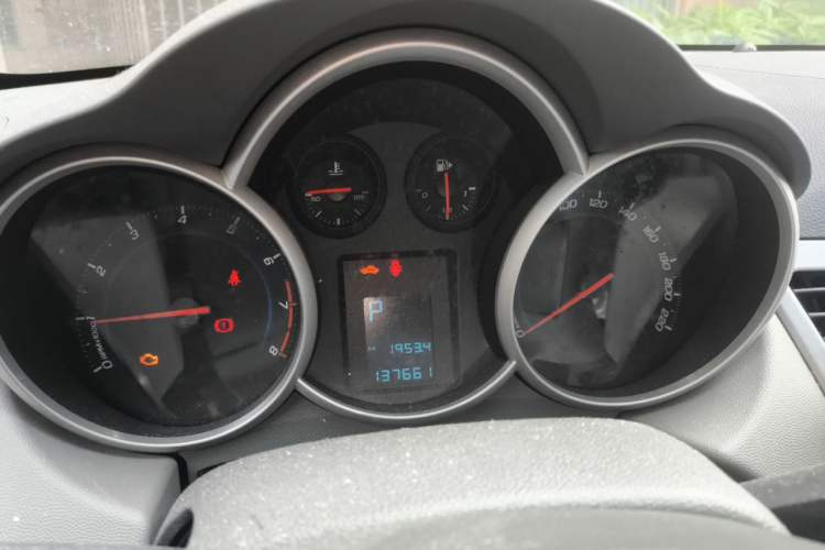 Used Chevrolet Cruze 2012 1.6L SL Grand Edition Automatic Instrument Cluster