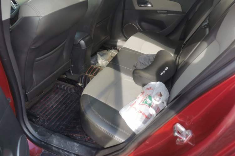 Used Chevrolet Cruze 2012 1.6L SE MT Left Rear Seat