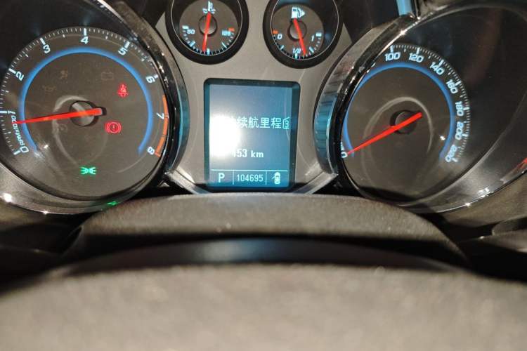 Used Chevrolet Cruze 2012 1.8L SX Automatic Transmission Odometer Close Up