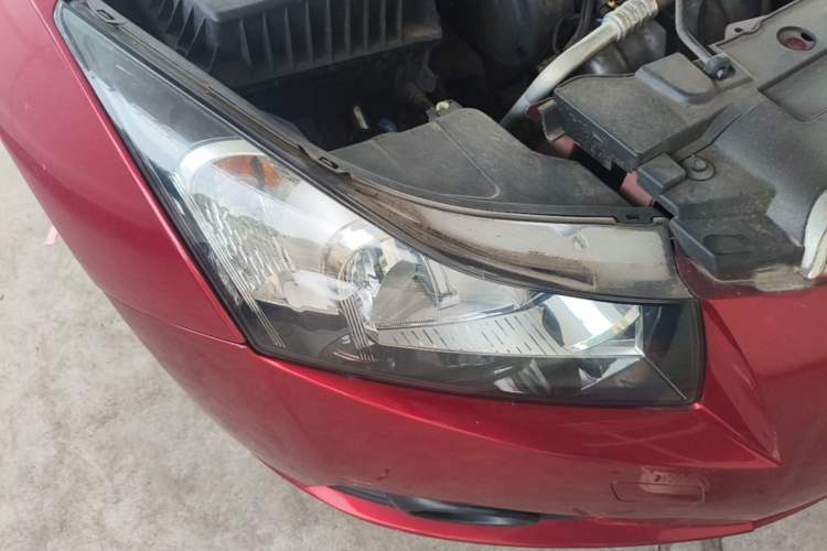 Used Chevrolet Cruze 2012 1.6L SL Grand Edition Manual Transmission Right Front Headlight