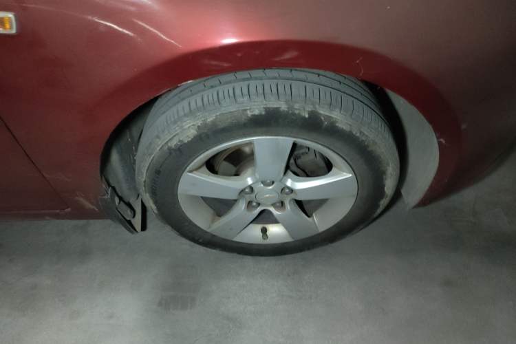 Used Chevrolet Cruze 2012 1.6L SE Automatic Right Front Wheel Hub