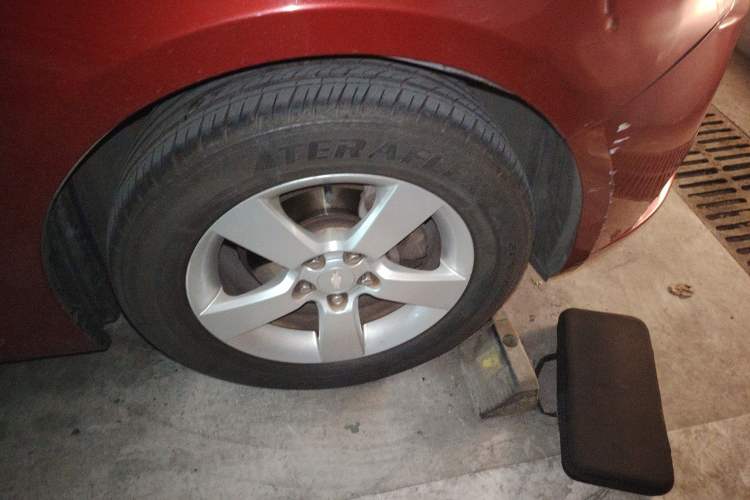 Used Chevrolet Cruze 2012 1.8L SE AT Right Front Wheel Hub