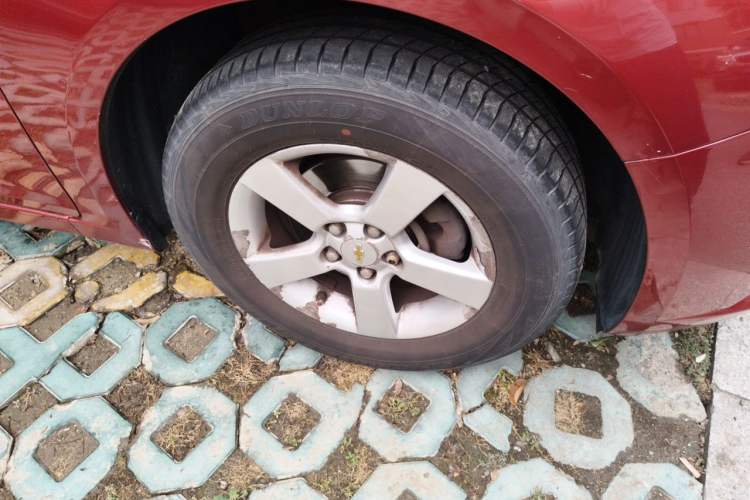 Used Chevrolet Cruze 2012 1.6L SL MT Right Front Wheel Hub