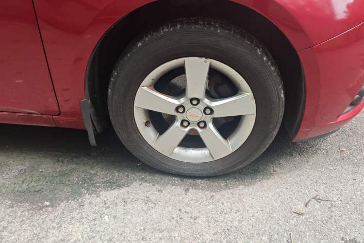 Used Chevrolet Cruze 2012 1.6L SE Automatic Right Front Wheel Hub