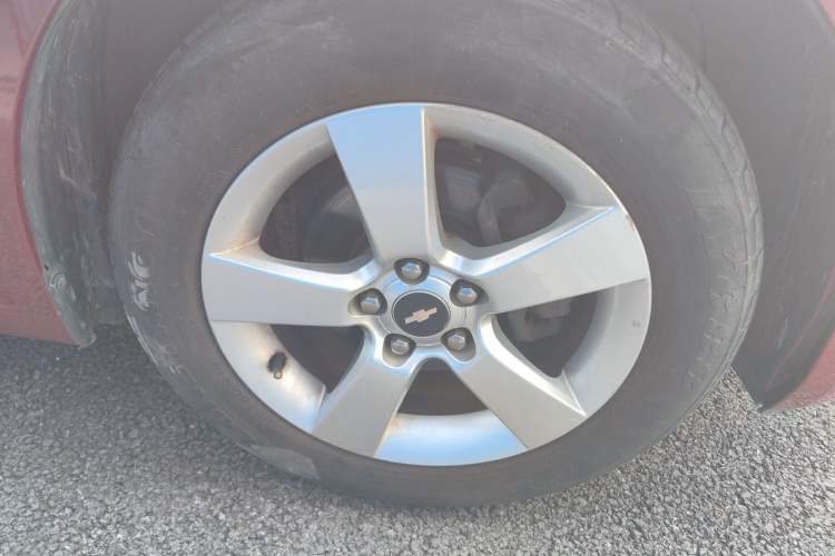 Used Chevrolet Cruze 2012 1.8L SE AT Right Front Wheel Hub