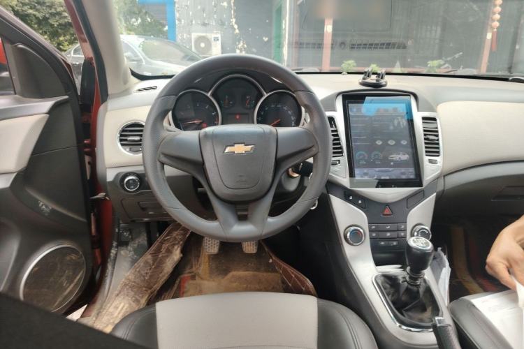 Used Chevrolet Cruze 2012 1.6L SE MT Steering Wheel