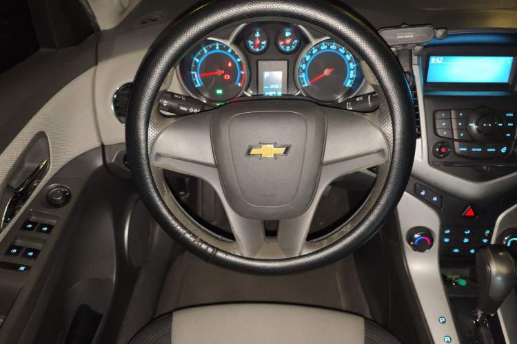 Used Chevrolet Cruze 2012 1.6L SL Grand Edition Automatic Steering Wheel