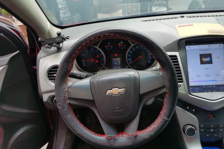 Used Chevrolet Cruze 2012 1.6L SL Grand Edition Manual Transmission Steering Wheel
