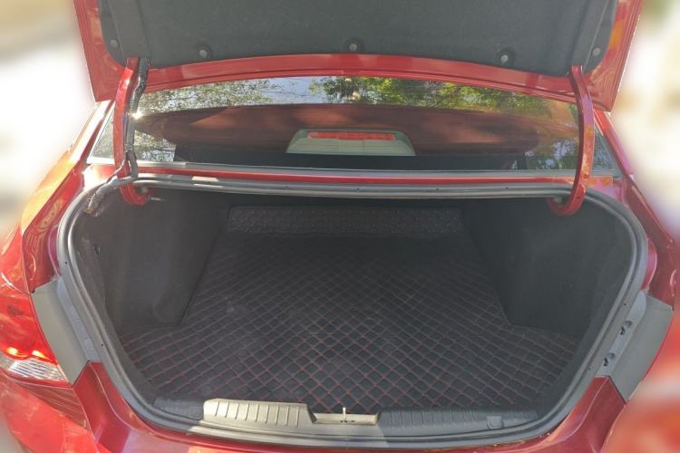 Used Chevrolet Cruze 2012 1.6L SE Automatic Trunk