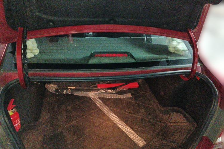 Used Chevrolet Cruze 2012 1.6L SL MT Trunk