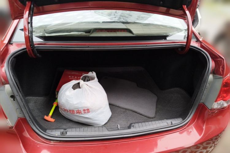 Used Chevrolet Cruze 2012 1.6L SL MT Trunk