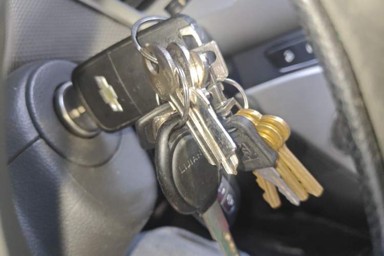 Used Chevrolet Cruze 2012 1.8L SE AT Vehicle Key