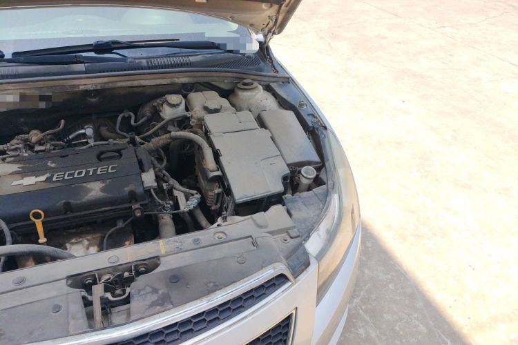 Used Chevrolet Cruze 2012 1.6L SL Grand Edition Manual Transmission Engine Bay Left