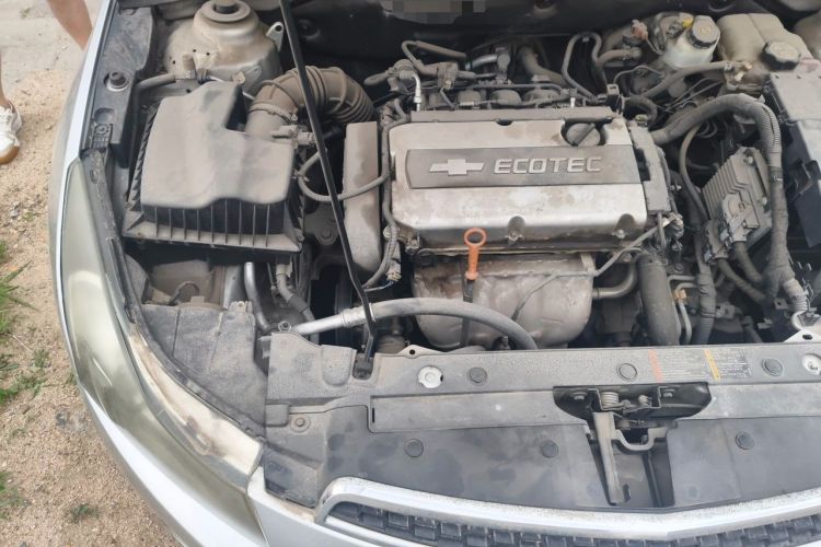 Used Chevrolet Cruze 2012 1.8L SE AT Engine Bay Right