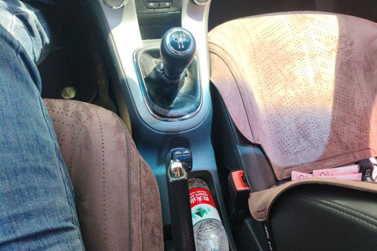 Used Chevrolet Cruze 2012 1.6L SL Grand Edition Manual Transmission Gear Lever