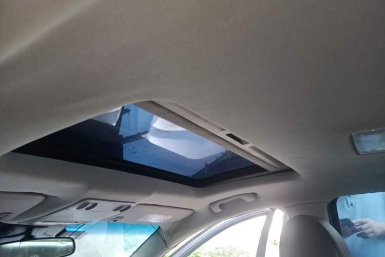Used Chevrolet Cruze 2012 1.6L SL Grand Edition Automatic Headliner