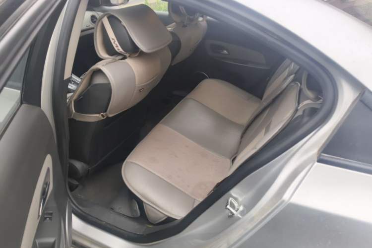 Used Chevrolet Cruze 2012 1.8L SE AT Left Rear Seat