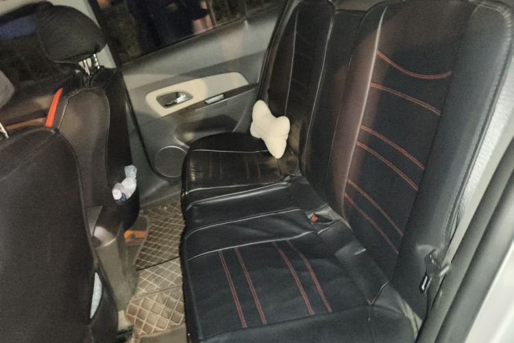 Used Chevrolet Cruze 2012 1.6L SE MT Left Rear Seat