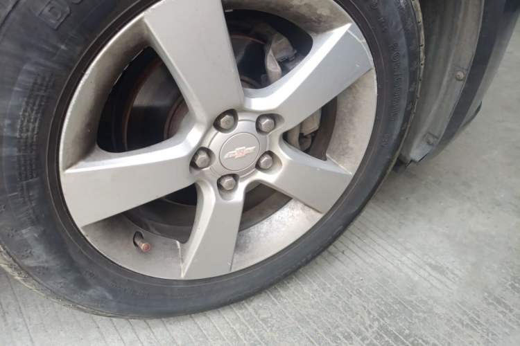 Used Chevrolet Cruze 2012 1.6L SL Grand Edition Automatic Right Front Wheel Hub