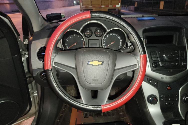 Used Chevrolet Cruze 2012 1.6L SE MT Steering Wheel