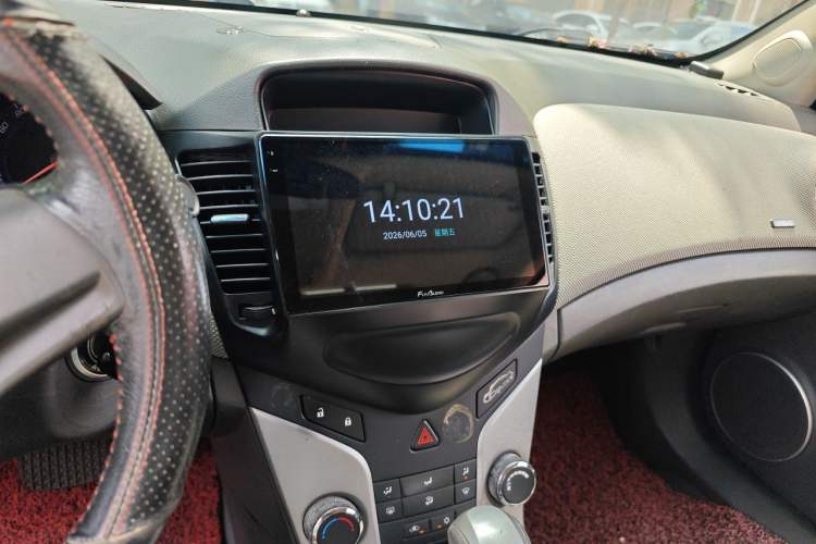 Used Chevrolet Cruze 2012 1.8L SE AT Audio And AC Panel