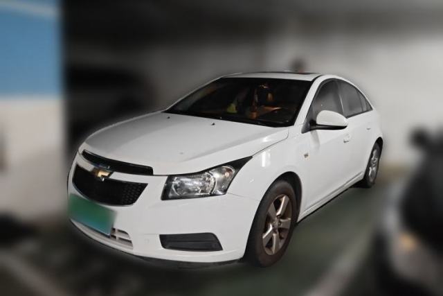 Ojetý Chevrolet Cruze 2012 1.6L SL Grand Edition Manual Transmission