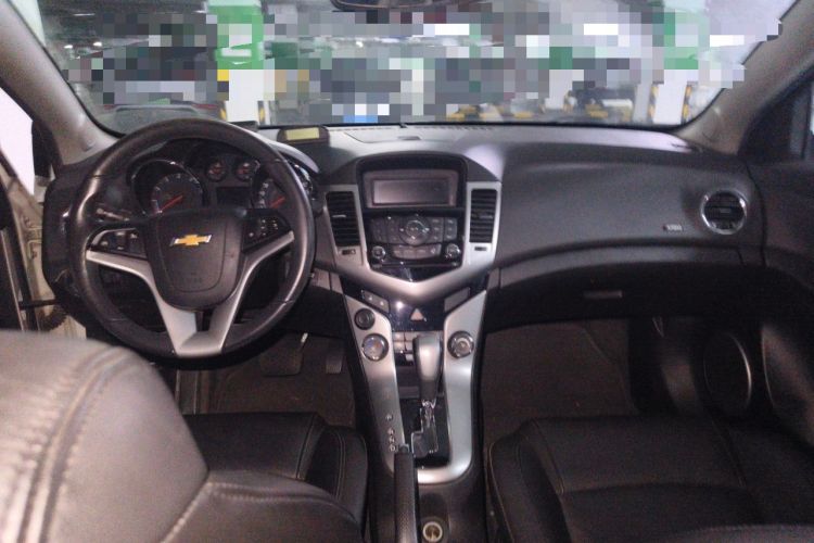 Used Chevrolet Cruze 2012 1.8L SX Automatic Transmission Center Console