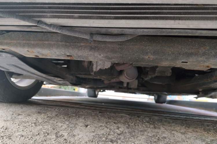 Used Chevrolet Cruze 2012 1.6L SE MT Chassis Front